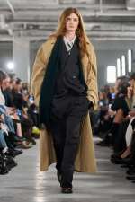AMI_FW26_SHOW_RUNWAY-LOOKS_21