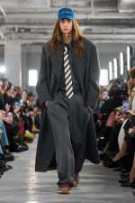 AMI_FW26_SHOW_RUNWAY-LOOKS_6