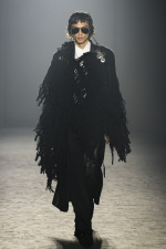 Ann-Demeulemeester-FW25-Paris-03