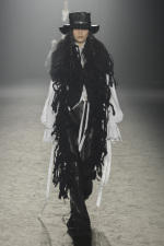 Ann-Demeulemeester-FW25-Paris-07