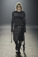 Ann-Demeulemeester-FW25-Paris-17