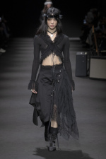 Ann-Demeulemeester-RTW-SS26-25