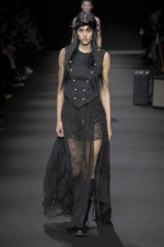 Ann-Demeulemeester-RTW-SS26-36