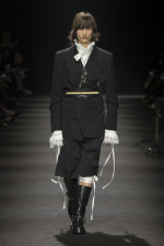 Ann-Dememulemeester-FW26-Paris-02