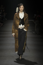 Ann-Dememulemeester-FW26-Paris-22