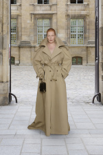 BALENCIAGA-COUTURE-54-LOOK-12_GIGI