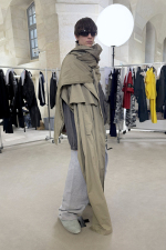 BALENCIAGA-FALL-25-LOOK-12_ANDREI