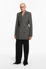 BALENCIAGA-SPRING-26-IMAGE-LOOK-1_MINTTU