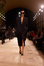 BALENCIAGA-SUMMER-26-LOOK-12_BEBE