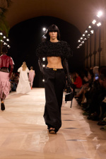 BALENCIAGA-SUMMER-26-LOOK-15_SAGA