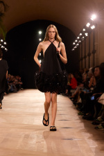 BALENCIAGA-SUMMER-26-LOOK-16_AGNES