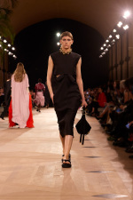BALENCIAGA-SUMMER-26-LOOK-21_JUNI