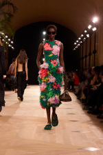 BALENCIAGA-SUMMER-26-LOOK-37_ABUK