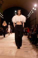 BALENCIAGA-SUMMER-26-LOOK-47_HUIJIA