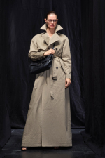 BALENCIAGA-WINTER-25-LOOK-26_MALGOSIA