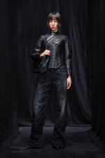 BALENCIAGA-WINTER-25-LOOK-32_KOU