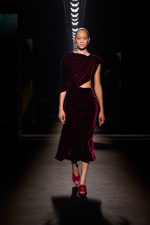 BALENCIAGA-WINTER-26-COLLECTION-LOOK-18-SELENA