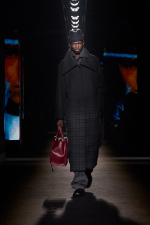 BALENCIAGA-WINTER-26-COLLECTION-LOOK-37-THON