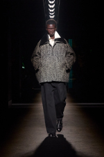 BALENCIAGA-WINTER-26-COLLECTION-LOOK-39-KAI