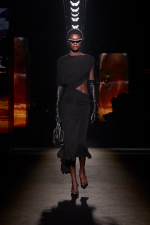 BALENCIAGA-WINTER-26-COLLECTION-LOOK-4-FATOU