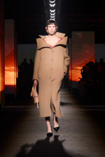 BALENCIAGA-WINTER-26-COLLECTION-LOOK-44-ISABELLA