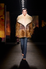 BALENCIAGA-WINTER-26-COLLECTION-LOOK-45-BETSY