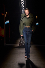 BALENCIAGA-WINTER-26-COLLECTION-LOOK-48-REAGAN