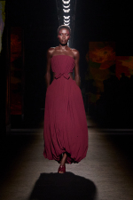 BALENCIAGA-WINTER-26-COLLECTION-LOOK-76-AWAR