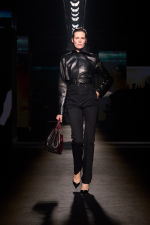 BALENCIAGA-WINTER-26-COLLECTION-LOOK-9-ANA