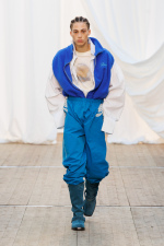 Bluemarble_fw25_runway_press_look20