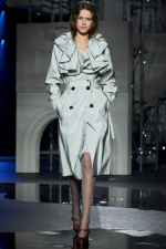 Burberry-Winter-2026-Show-Fronts-Look-1