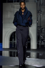 Burberry-Winter-2026-Show-Fronts-Look-11