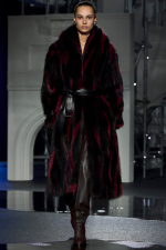 Burberry-Winter-2026-Show-Fronts-Look-25