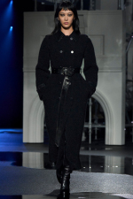 Burberry-Winter-2026-Show-Fronts-Look-28