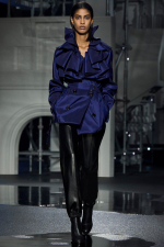 Burberry-Winter-2026-Show-Fronts-Look-3