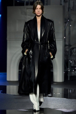 Burberry-Winter-2026-Show-Fronts-Look-33