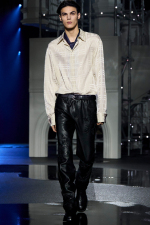 Burberry-Winter-2026-Show-Fronts-Look-34