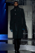 Burberry-Winter-2026-Show-Fronts-Look-38