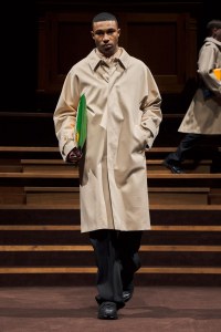 Burberry-Autumn_Winter-2022-Menswear-Collection-Look-2_001