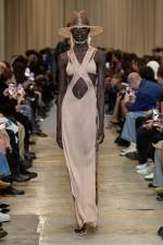 Burberry-Spring_Summer-2023-Collection-Look-44
