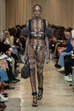 Burberry-Spring_Summer-2023-Collection-Look-51