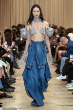 Burberry-Spring_Summer-2023-Collection-Look-6