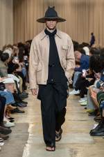 Burberry-Spring_Summer-2023-Collection-Look-7