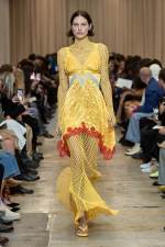 Burberry-Spring_Summer-2023-Collection-Look-74