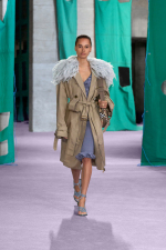 Burberry-Summer-2025-Show-Look-4