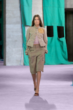 Burberry-Summer-2025-Show-Look-45