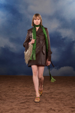 Burberry-Summer-2026-Show-Runway-Backs-Look-10