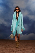 Burberry-Summer-2026-Show-Runway-Backs-Look-21