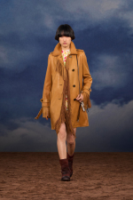 Burberry-Summer-2026-Show-Runway-Backs-Look-28