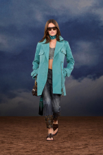 Burberry-Summer-2026-Show-Runway-Backs-Look-29